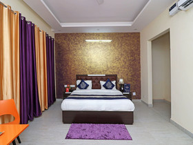 The Heaven Inn by OYO Rooms
