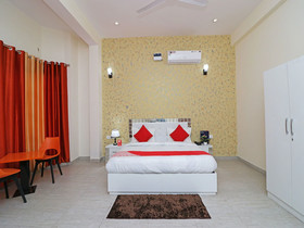 The Heaven Inn by OYO Rooms