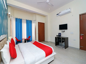 The Heaven Inn by OYO Rooms
