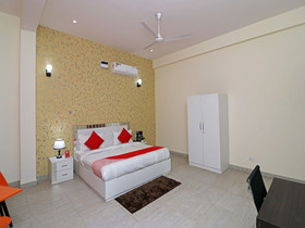 The Heaven Inn by OYO Rooms