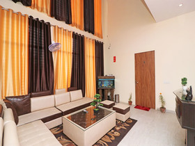 The Heaven Inn by OYO Rooms