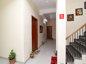 The Heaven Inn by OYO Rooms