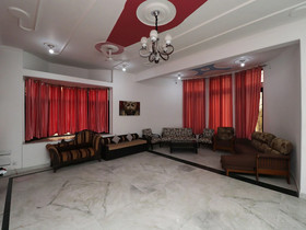 The Heaven Inn By OYO Rooms