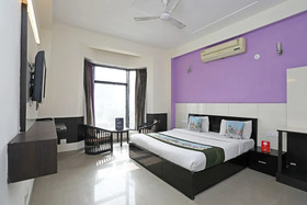 Aruma Residency by OYO Rooms