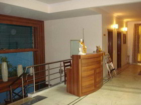 Astoria Plazza, 108 Arjun Marg