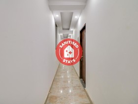 Collection O 82772 Hotel Ay Villa