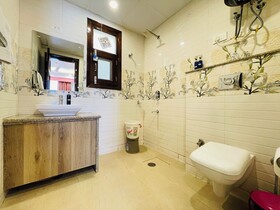 Bedchambers Service Apartments