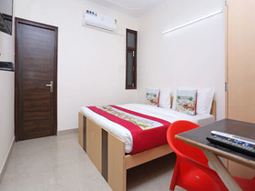 Bird House Residency By OYO Rooms