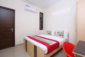 Bird House Residency By OYO Rooms