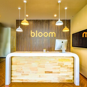 Bloom Hotel - Golf Course Road, Sector 43