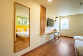 Bloom Hotel - Medicity Gurugram