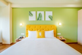 Bloom Hotel - Medicity Gurugram