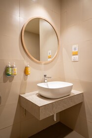 Bloom Hotel - Medicity Gurugram