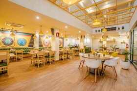 Bloom Hotel - Medicity Gurugram
