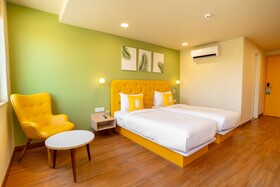 Bloom Hotel - Medicity Gurugram