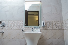 Capital O 87040 Hotel Kesar