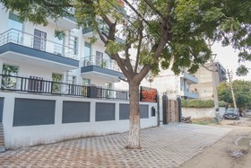 Capital O 87040 Hotel Kesar