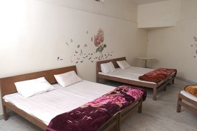 Capital O 87040 Hotel Kesar
