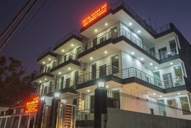 Capital O 87040 Hotel Kesar