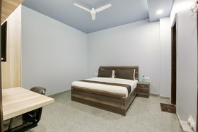 City Paradise by OYO Rooms