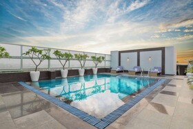 Country Inn & Suites by Radisson, Gurgaon Sector 12