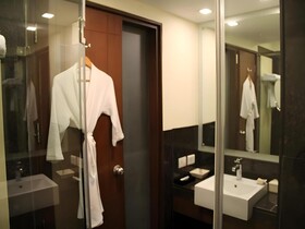 Country Inn & Suites by Radisson, Gurgaon Sector 12