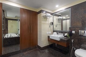 Country Inn & Suites by Radisson, Gurgaon Sector 12