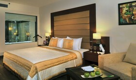 Country Inn & Suites by Radisson, Gurgaon Sector 12