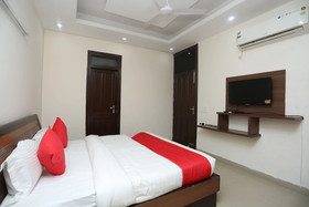 Crystal Residency By OYO Rooms