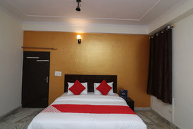 Delta Square By OYO Rooms