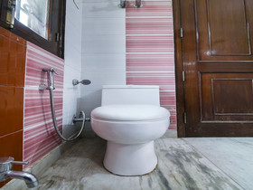 Dev Palace by OYO Rooms