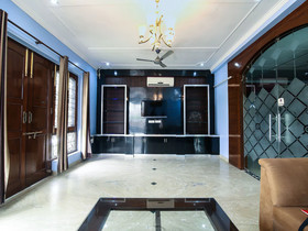 Dev Palace by OYO Rooms