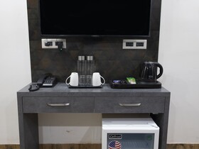 Dev Royale Hotel