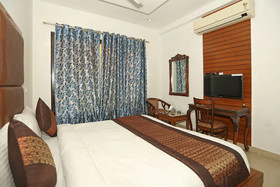 DLF Phase 4 by OYO Rooms