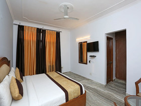 DS Cyber Residency by OYO Rooms