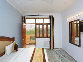DS Cyber Residency by OYO Rooms