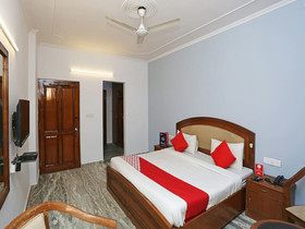 DS Cyber Residency by OYO Rooms