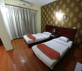 Enkay Residency V Block DLF Phase 3