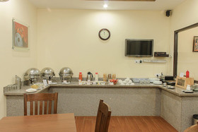 Enkay Residency V Block DLF Phase 3