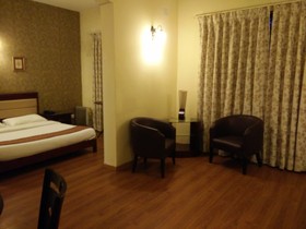 Enkay Residency V Block DLF Phase 3