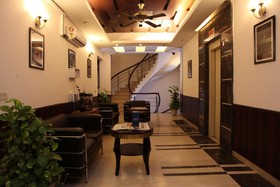 First Star HUDA Metro