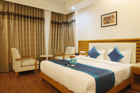 FabHotel DLF Square