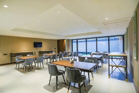 Fabhotel Prime Luxe Stayz Moulsari Avenue