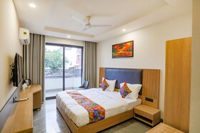 Fabhotel Prime Luxe Stayz Moulsari Avenue