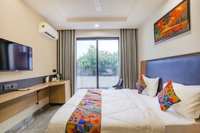 Fabhotel Prime Luxe Stayz Moulsari Avenue