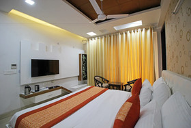 Gazebo Inn & Suites