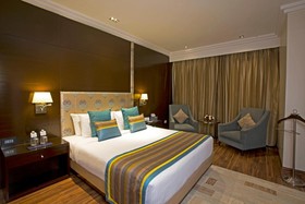 Golden Tulip Suites Gurgaon