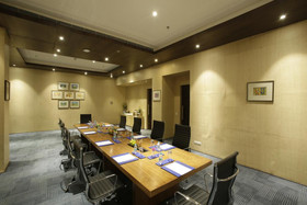 Golden Tulip Suites Gurgaon