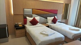 Hari's Court - Hotel & Banquet