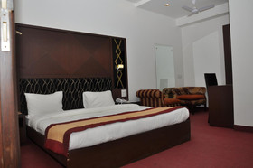 Hari’s Court Inns & Hotels, Gurgaon